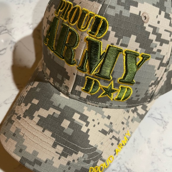 Proud Army Dad Cap Green Camo - Picture 3 of 5
